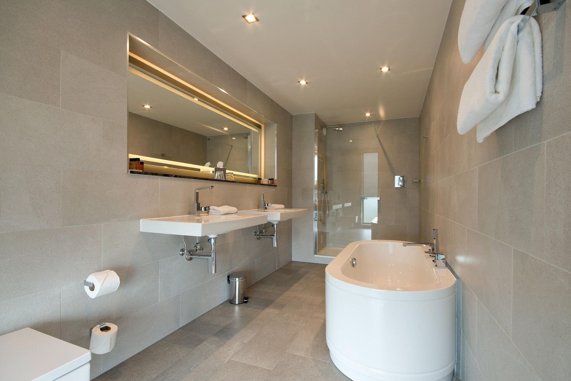 Clayton Chiswick Londra